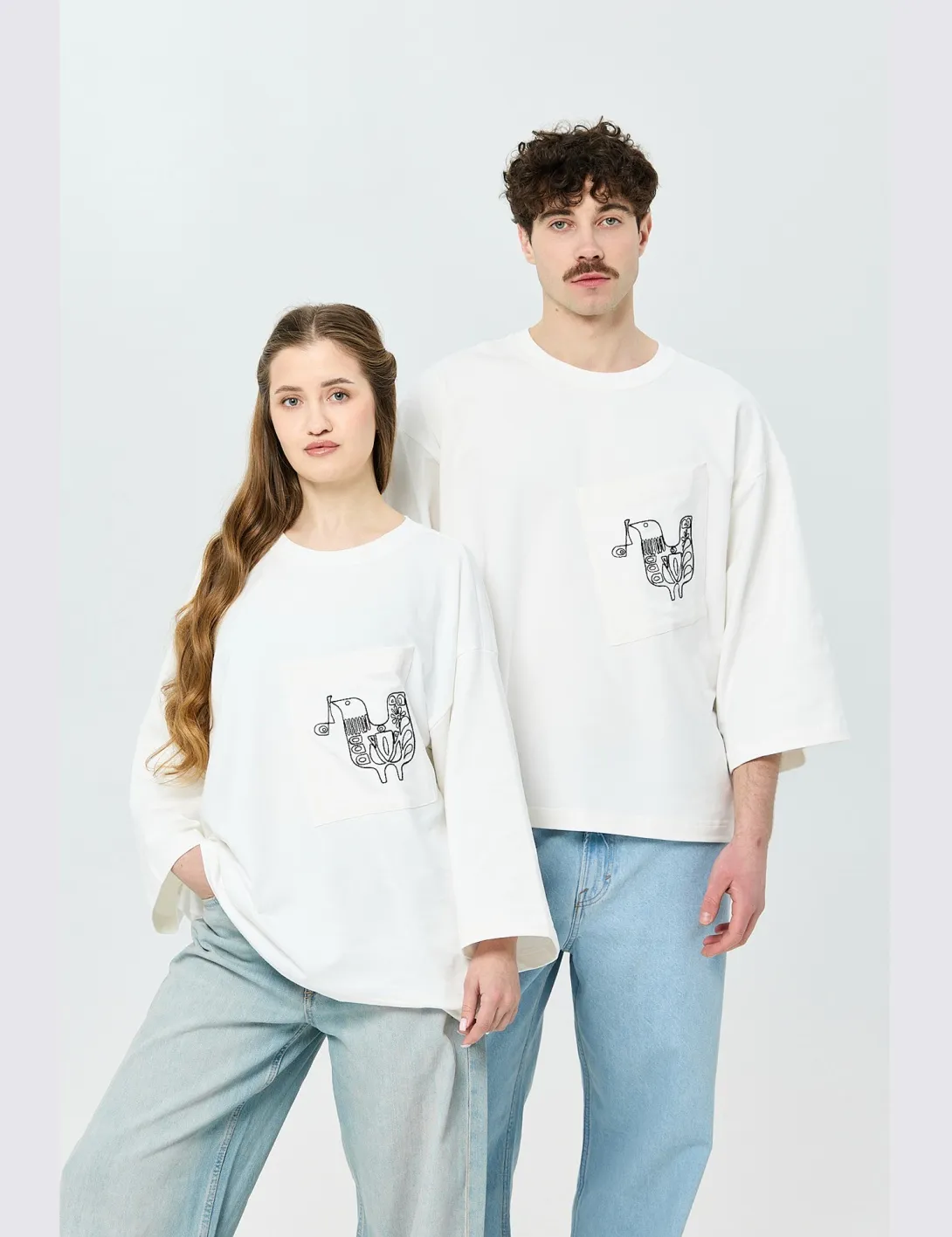 T-shirt with pocket and «Bird of Freedom» embroidery, unisex, milky